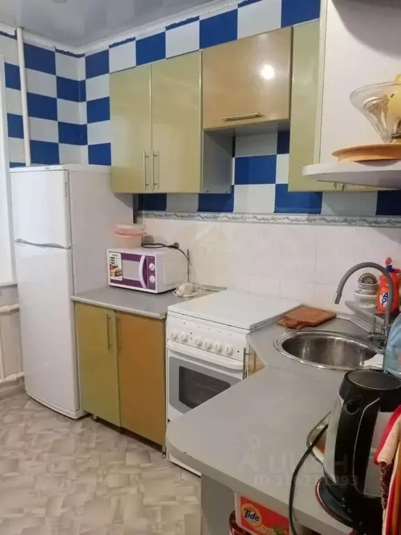 1-к кв. Белгородская область, Старый Оскол Макаренко мкр, 12 (40.0 м) - Фото 0