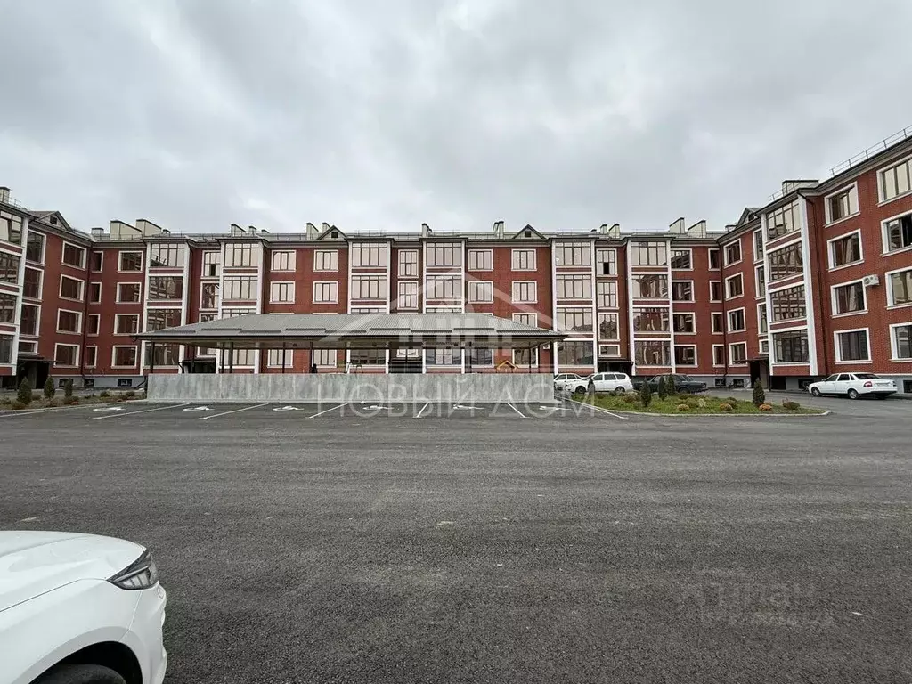 2-к кв. Кабардино-Балкария, Нальчик ул. Шогенова, 75 (75.0 м) - Фото 1