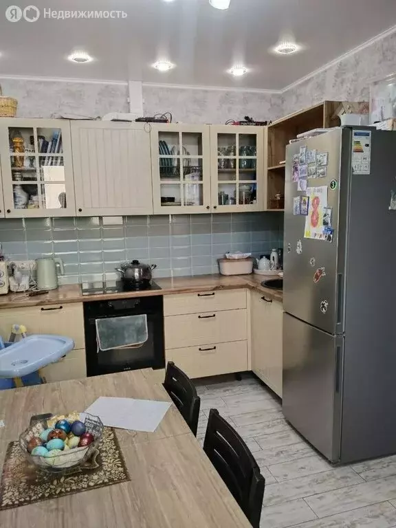 2-комнатная квартира: Саратов, улица имени В.Н. Симбирцева, 40А (70 м) - Фото 2