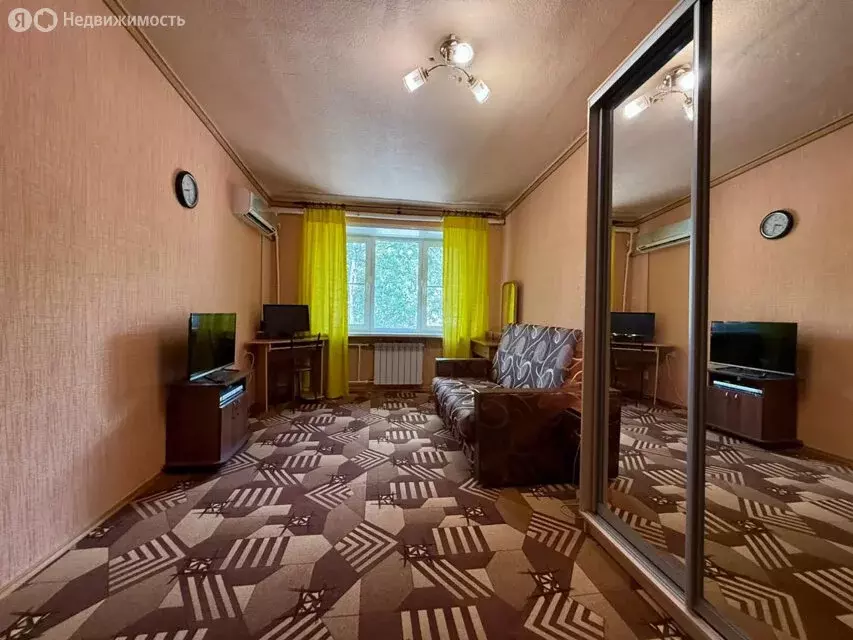 1-комнатная квартира: Таганрог, улица Пальмиро Тольятти, 42-3 (33 м) - Фото 1