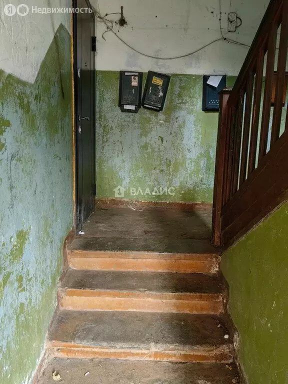 3-комнатная квартира: Рыбинск, проспект 50 лет Октября, 2 (57 м) - Фото 2