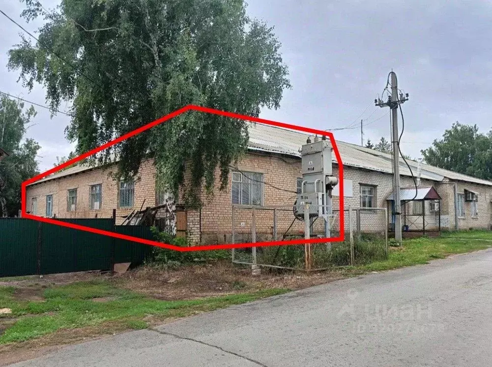Помещение свободного назначения в Оренбургская область, пос. ... - Фото 1