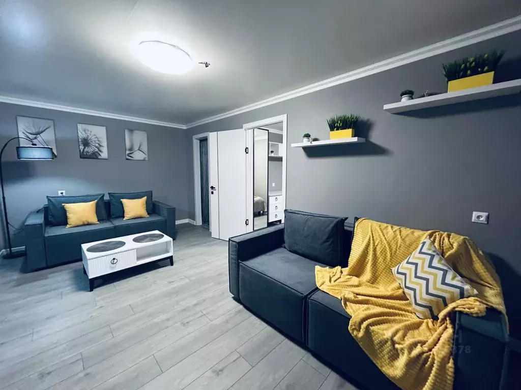 2-к кв. Свердловская область, Екатеринбург просп. Космонавтов, 27 ... - Фото 2