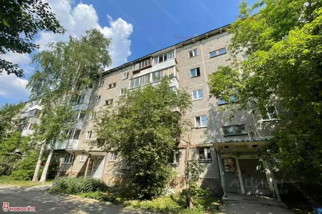 Комната Свердловская область, Екатеринбург ул. Менделеева, 11 (16.0 м) - Фото 0