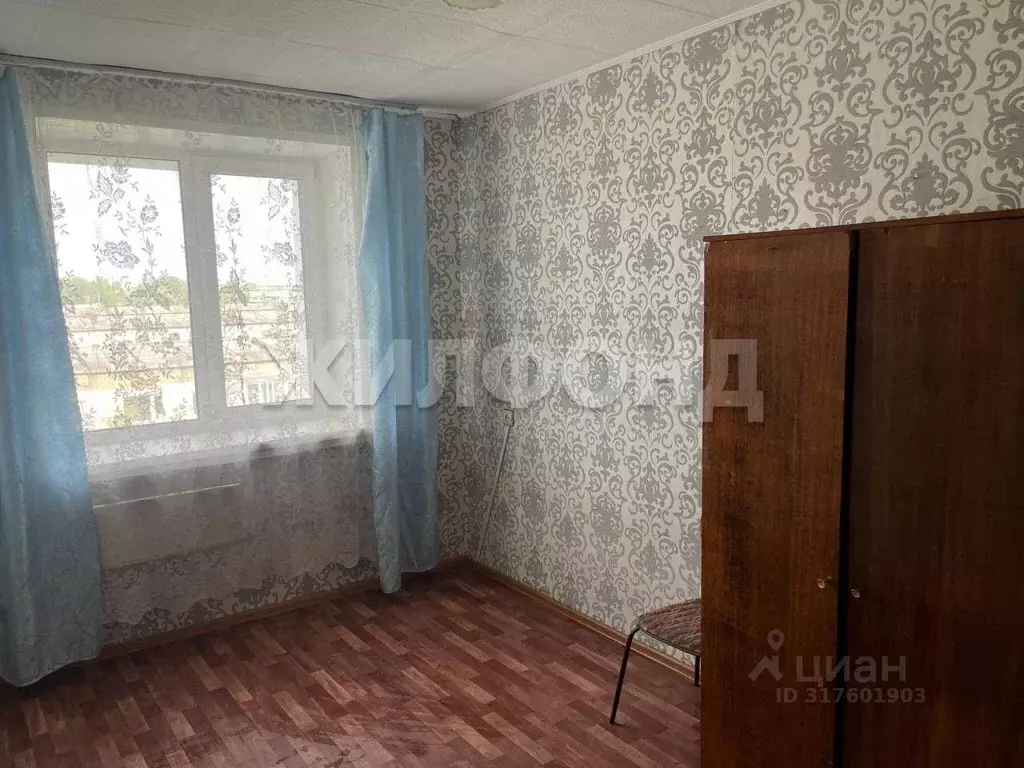 Комната Новосибирская область, Новосибирск ул. Шукшина, 17 (10.0 м) - Фото 1