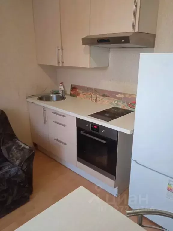 1-к кв. Москва, Москва, Московский г. 3-й мкр, 16 (45.0 м) - Фото 2