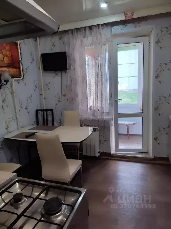 4-к кв. Псковская область, Псков Новгородская ул., 30 (90.0 м) - Фото 0