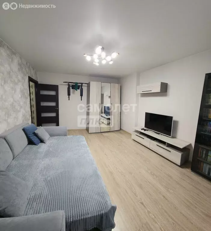 3-комнатная квартира: Раменское, Залинейный район, посёлок Красный ... - Фото 1