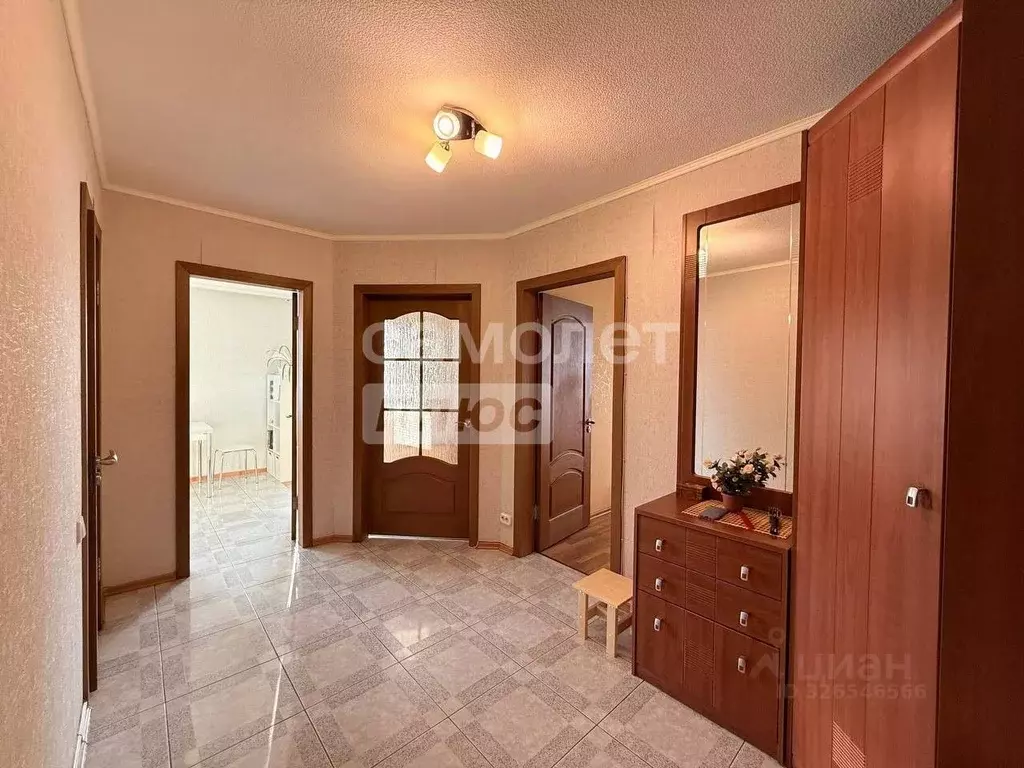 2-к кв. Марий Эл, Йошкар-Ола ул. Машиностроителей, 8Е (60.0 м) - Фото 0