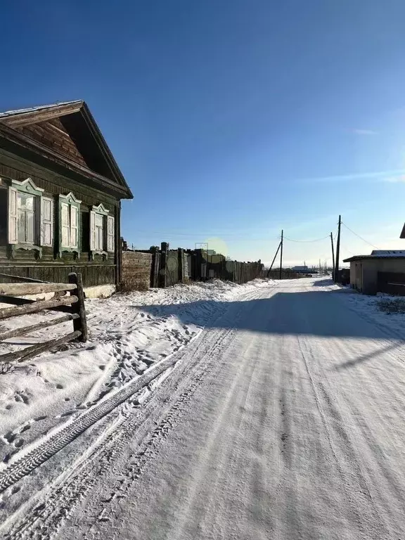 Дом в Иркутская область, Иркутский муниципальный округ, с. Оек ул. ... - Фото 1