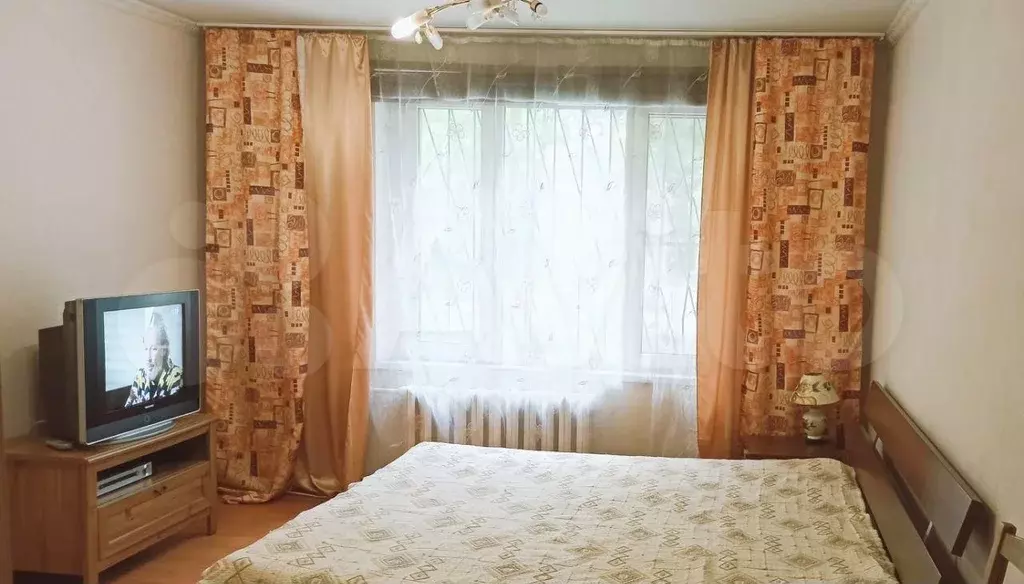 1-к. квартира, 40 м, 1/12 эт. - Фото 0