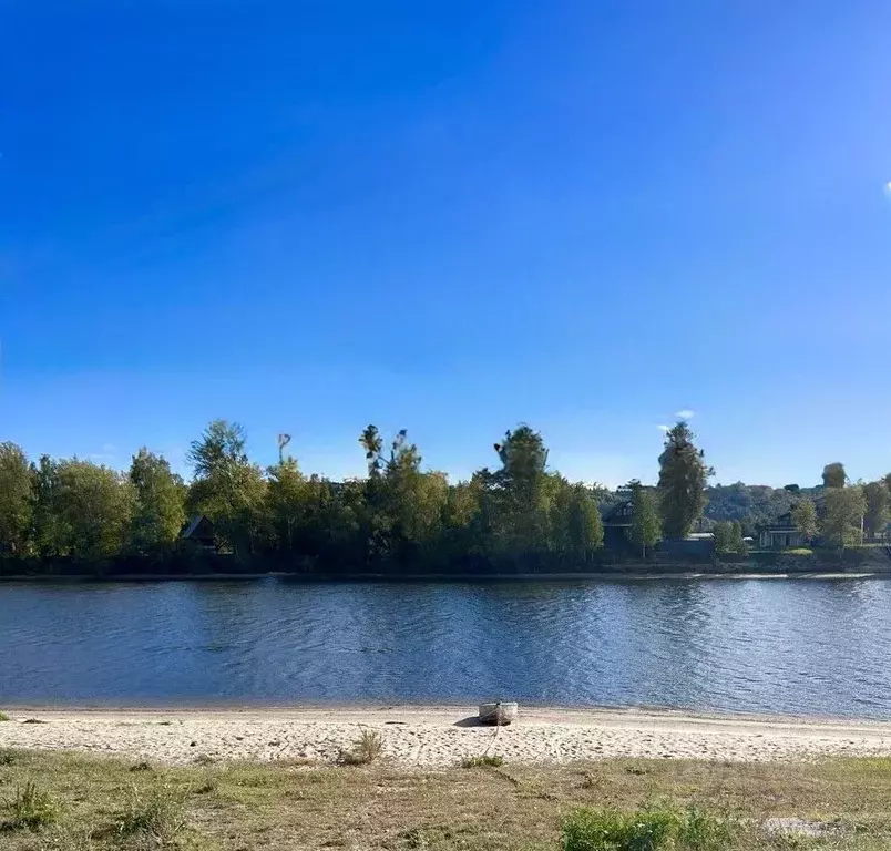 Дом в Марий Эл, Звениговский район, Кокшайское с/пос, с. Кокшайск ул. ... - Фото 1
