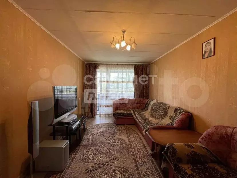 3-к. квартира, 60 м, 5/5 эт. - Фото 1