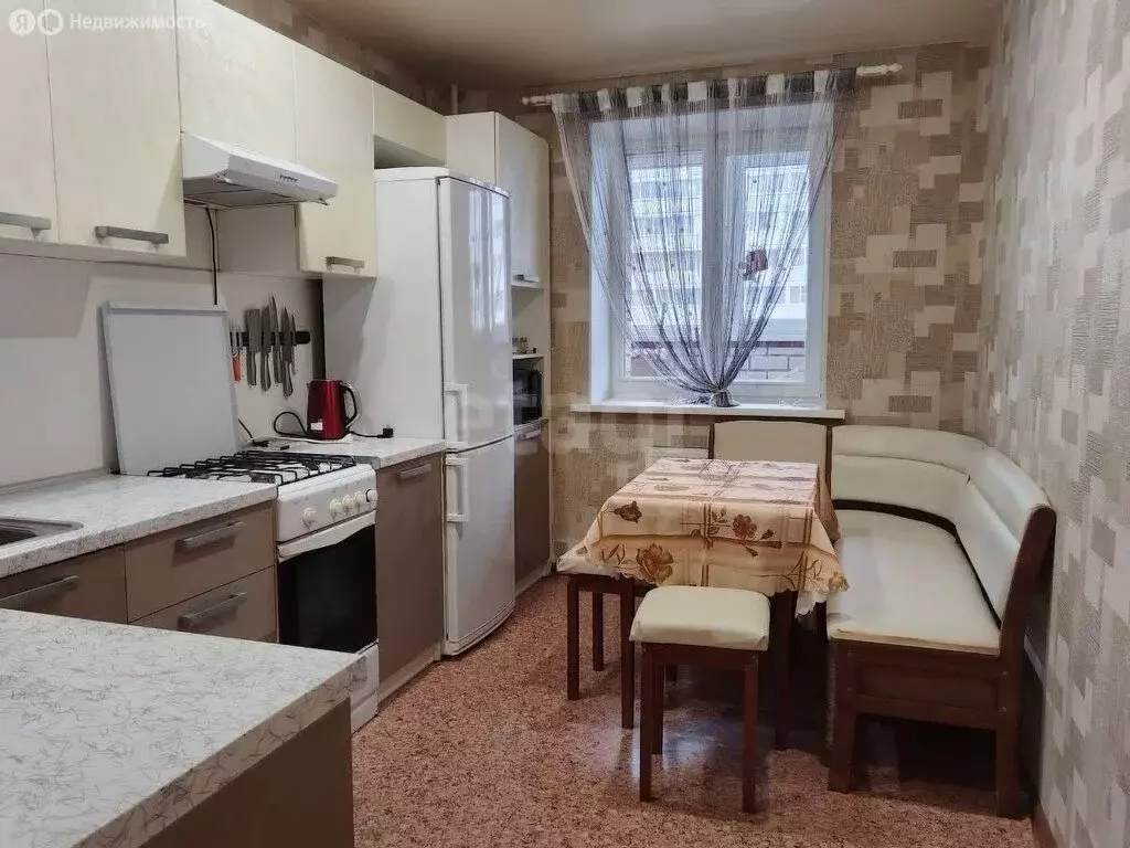 2-комнатная квартира: Череповец, Октябрьский проспект, 74 (53.7 м) - Фото 0