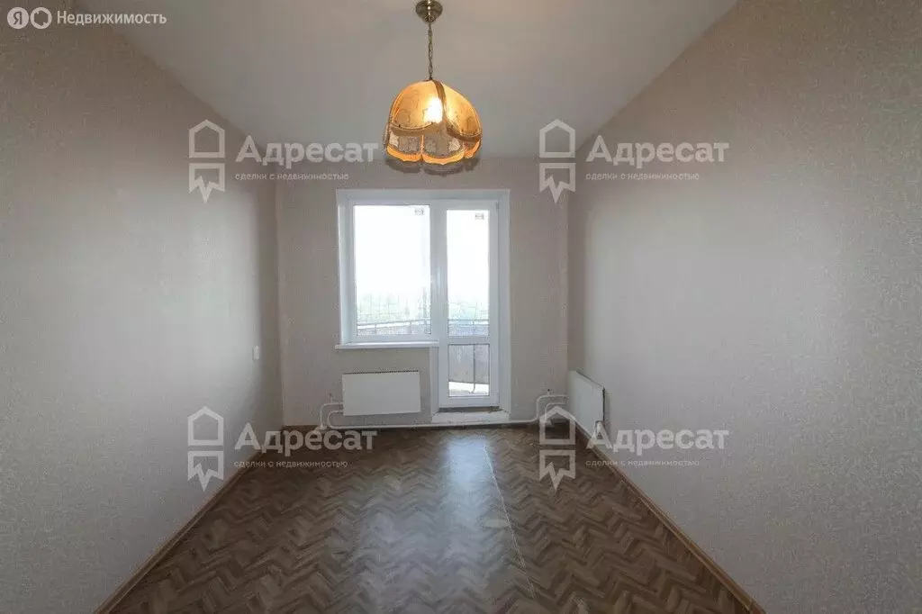 3-комнатная квартира: Волгоград, улица Репина, 3 (64.7 м) - Фото 1