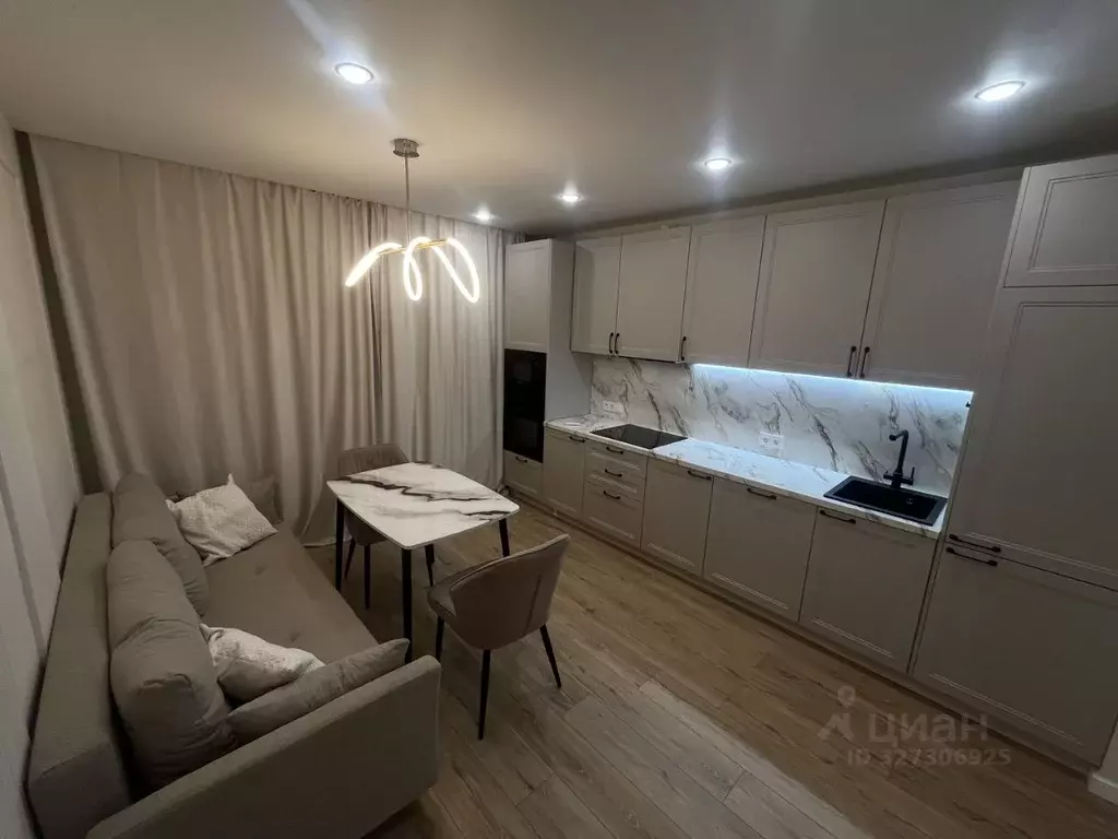 3-к кв. Санкт-Петербург ул. Уточкина, 1К1 (78.4 м) - Фото 1