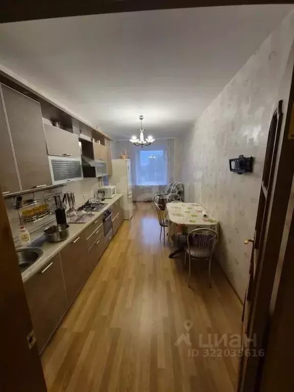 2-к кв. Башкортостан, Уфа ул. Чернышевского, 97 (85.0 м) - Фото 1