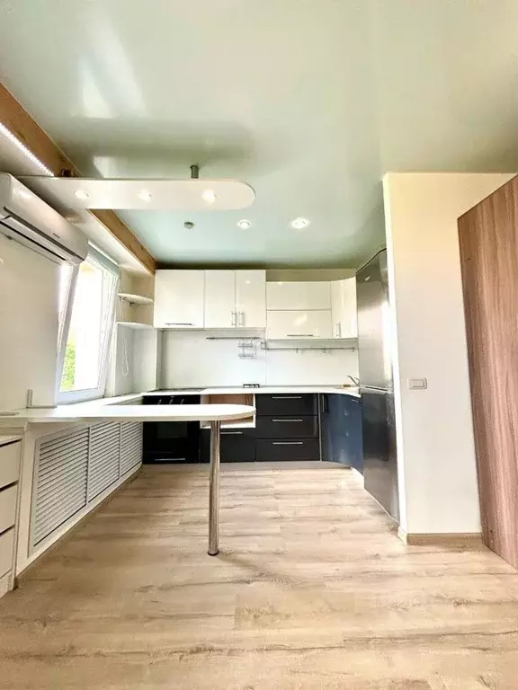 Студия Кировская область, Киров ул. Свободы, 158 (25.0 м) - Фото 2