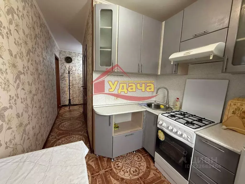 2-к кв. Оренбургская область, Орск Новый город мкр, просп. Ленина, 14 ... - Фото 2