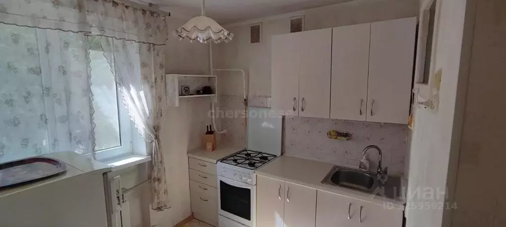 2-к кв. Севастополь просп. Героев Сталинграда, 28 (42.5 м) - Фото 1