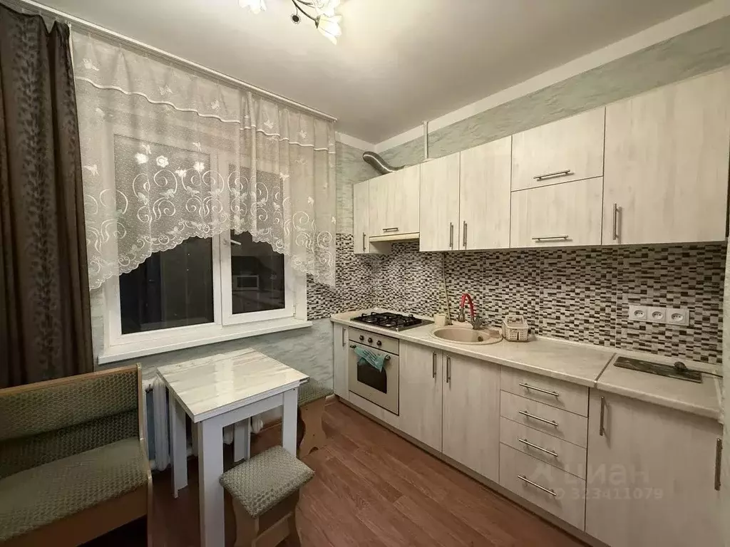 1-к кв. Крым, Симферополь ул. Героев Сталинграда (35.0 м) - Фото 1