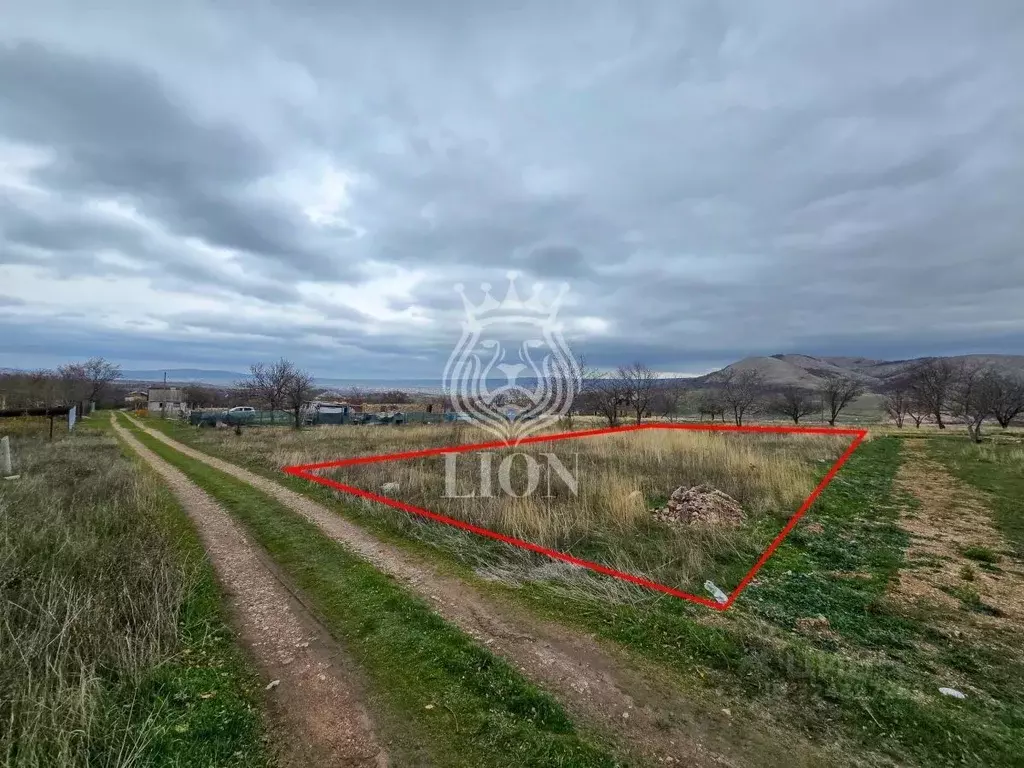 Участок в Крым, Симферопольский район, с. Доброе ул. Рождественская, ... - Фото 2