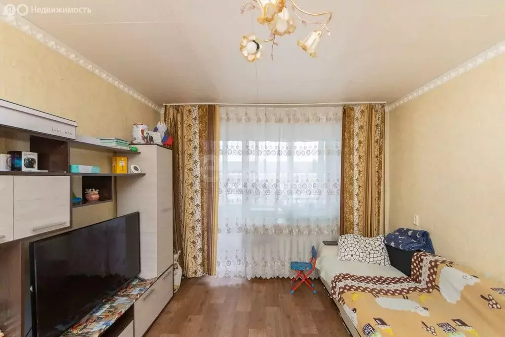 3-комнатная квартира: Ишим, улица Чехова, 102Б (60.8 м) - Фото 0