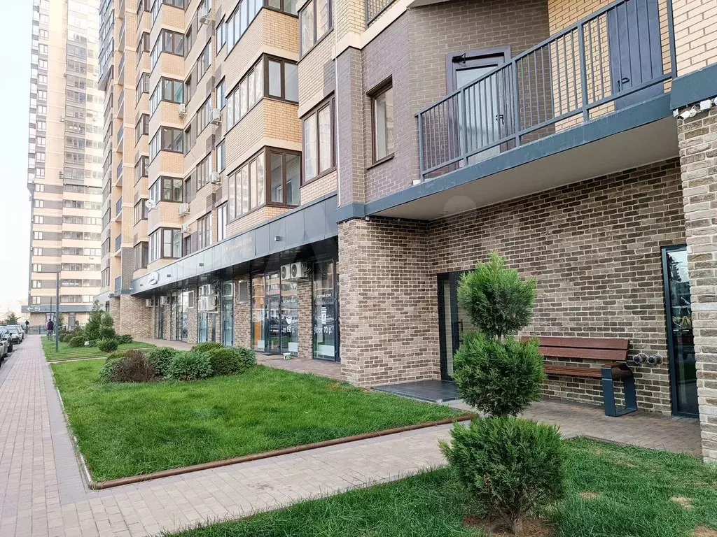 2-к. квартира, 68,1 м, 16/24 эт. - Фото 1