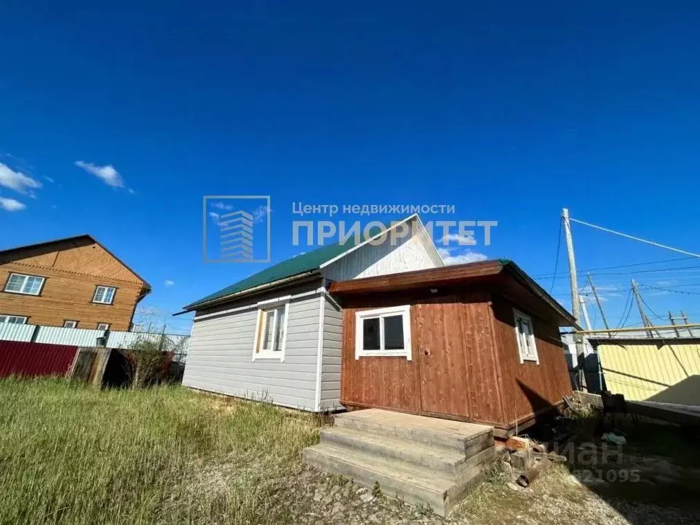 Дом в Саха (Якутия), Якутск Базовый пер., 29А (49 м) - Фото 1