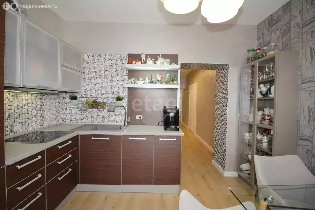 2-комнатная квартира: Ульяновск, улица Кирова, 2к1 (71.8 м) - Фото 1