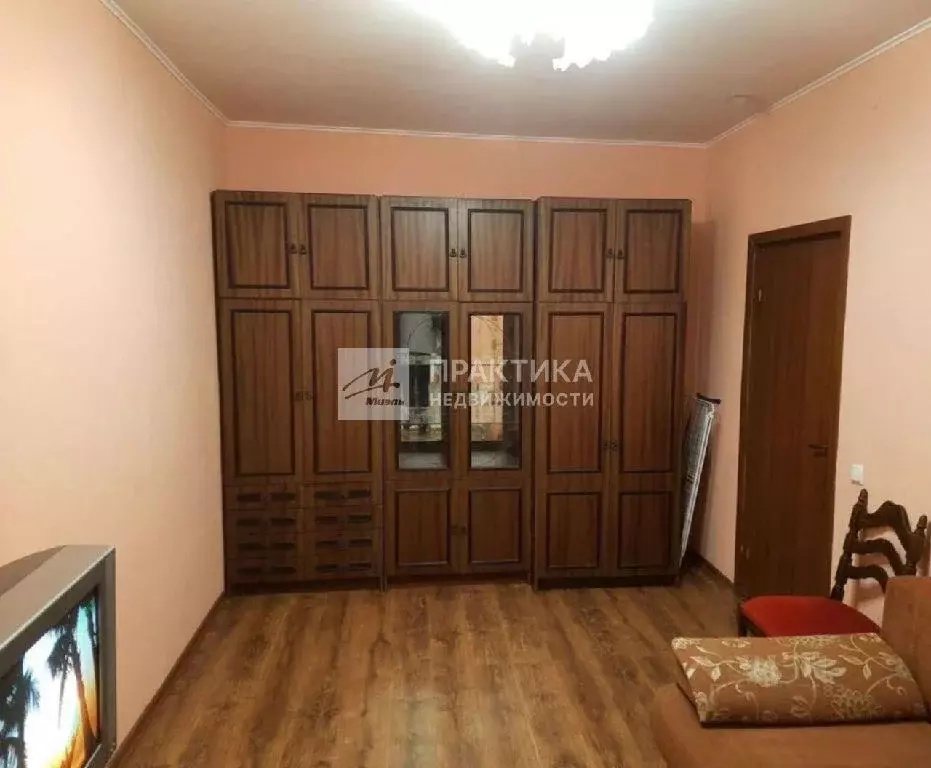 Продается 1-комнатная квартира - Фото 1