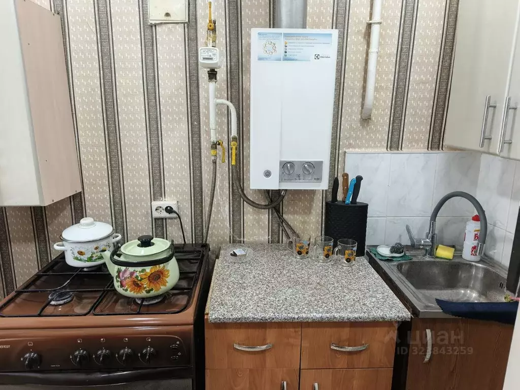 1-к кв. Башкортостан, Кумертау Шахтостроительная ул., 33 (28.0 м) - Фото 1