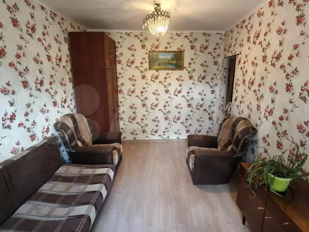 1-к. квартира, 33 м, 4/4 эт. - Фото 1
