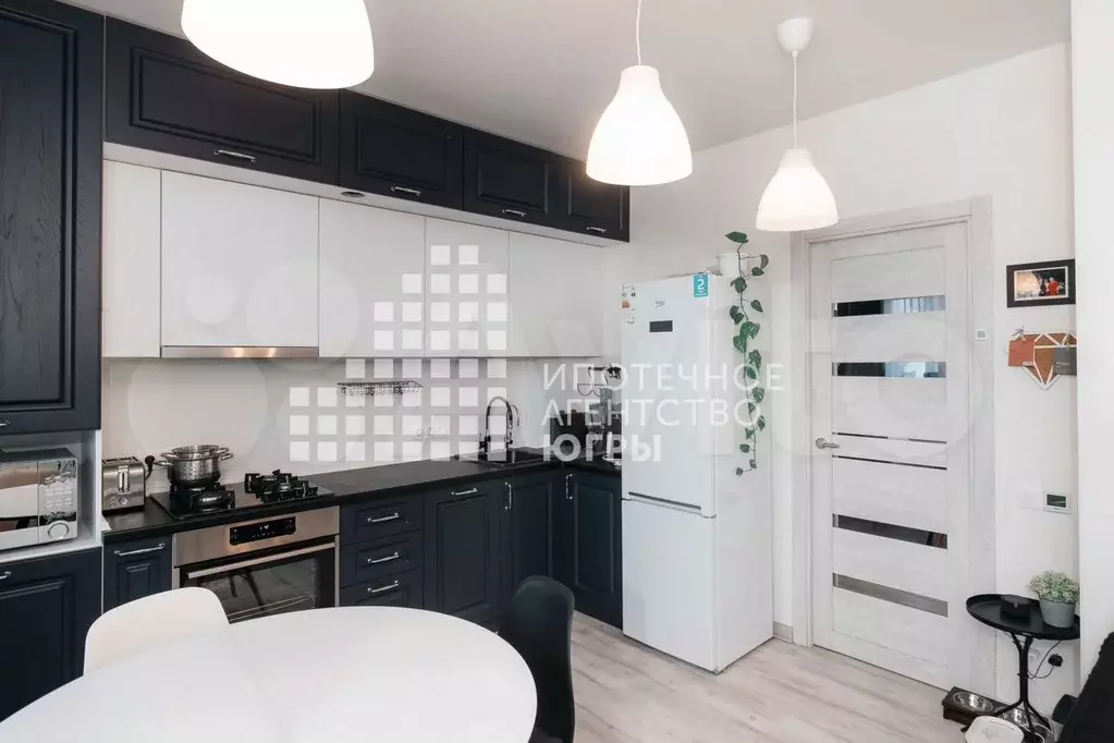 2-к. квартира, 71 м, 2/5 эт. - Фото 1