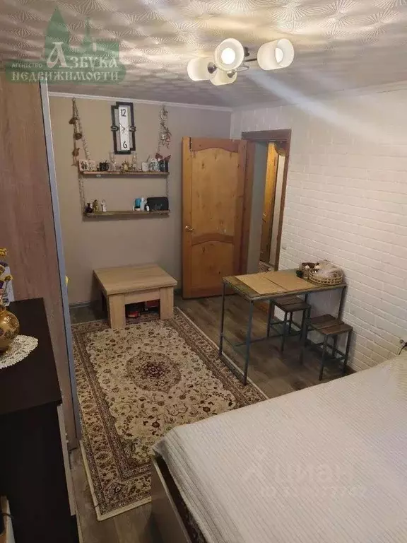 2-к кв. Смоленская область, Смоленск ул. Седова, 20 (33.0 м) - Фото 1