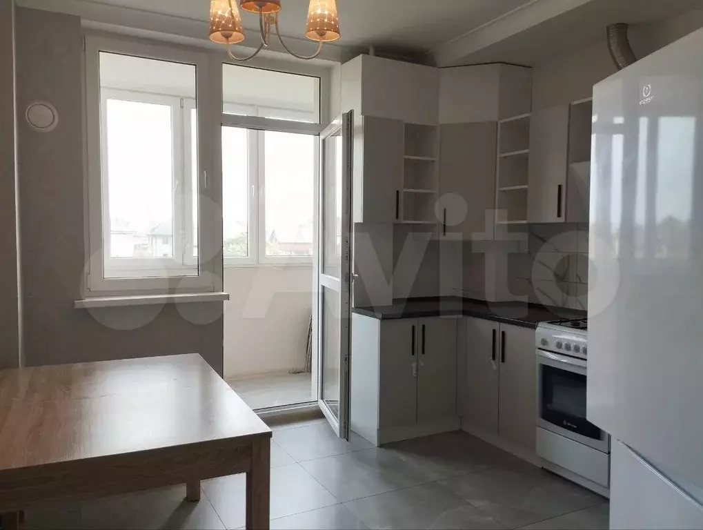 2-к. квартира, 62 м, 2/9 эт. - Фото 1
