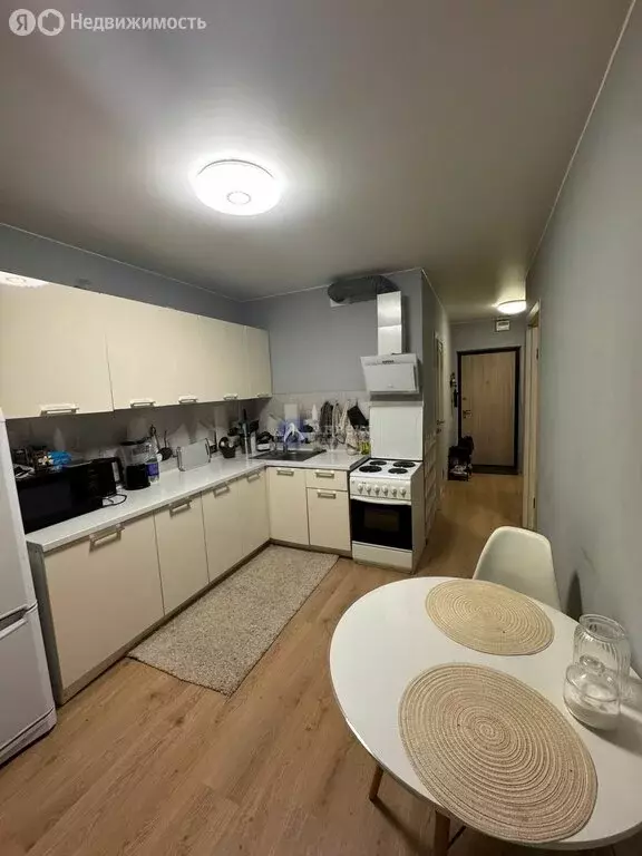 1-комнатная квартира: Тюмень, улица Тимофея Чаркова, 28 (35.5 м) - Фото 2