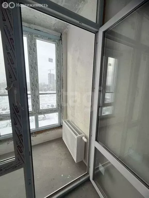 Квартира-студия: Тюмень, улица Павла Никольского, 6 (29.8 м) - Фото 2