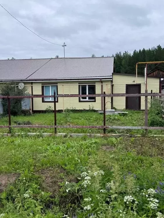 Коттедж в Свердловская область, Режевской городской округ, пос. ... - Фото 0