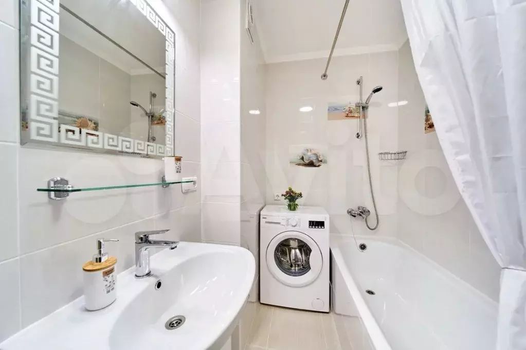 1-к. квартира, 42 м, 2/5 эт. - Фото 1