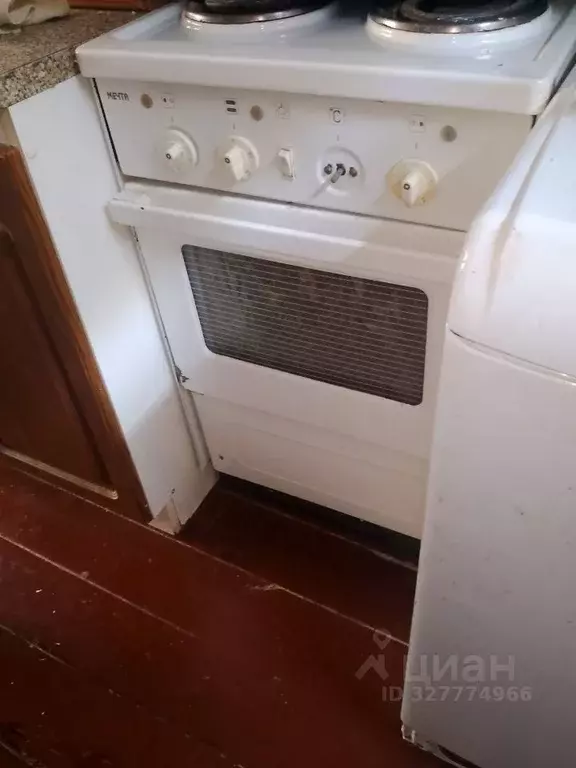 Комната Красноярский край, Красноярск ул. Партизана Железняка, 11А - Фото 2