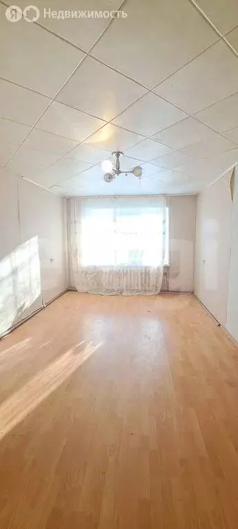 3-комнатная квартира: посёлок Увельский, Октябрьская улица, 7 (61.8 м) - Фото 1