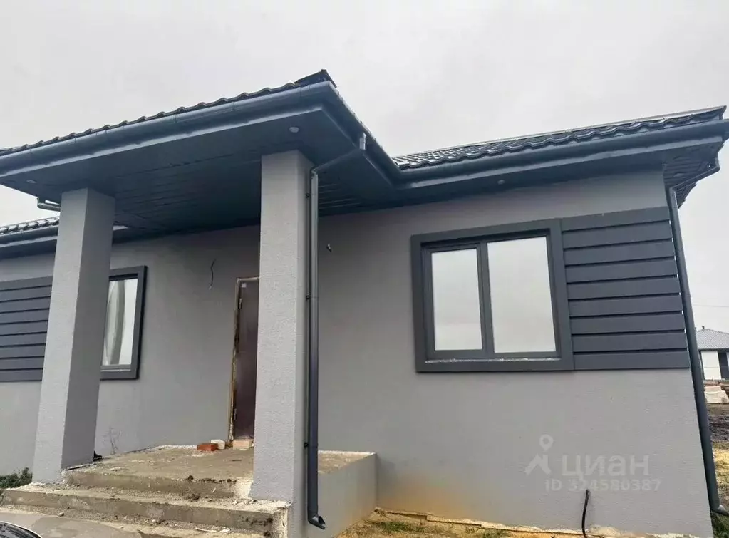 Дом в Саратовская область, Саратов Курская ул., 8 (95 м) - Фото 1