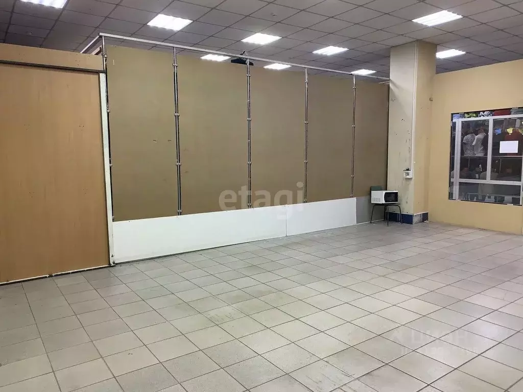Торговая площадь в Саратовская область, Балашов ул. 30 лет Победы, 156 ... - Фото 1