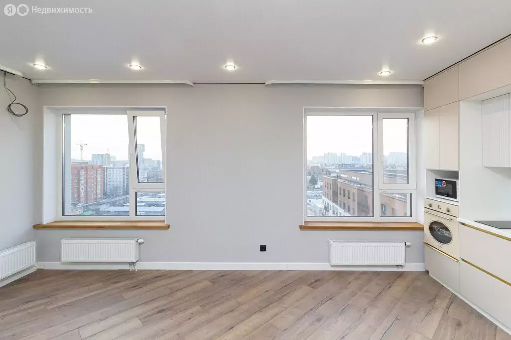 3-комнатная квартира: Тюмень, улица Молодогвардейцев, 5к1 (65.6 м) - Фото 2