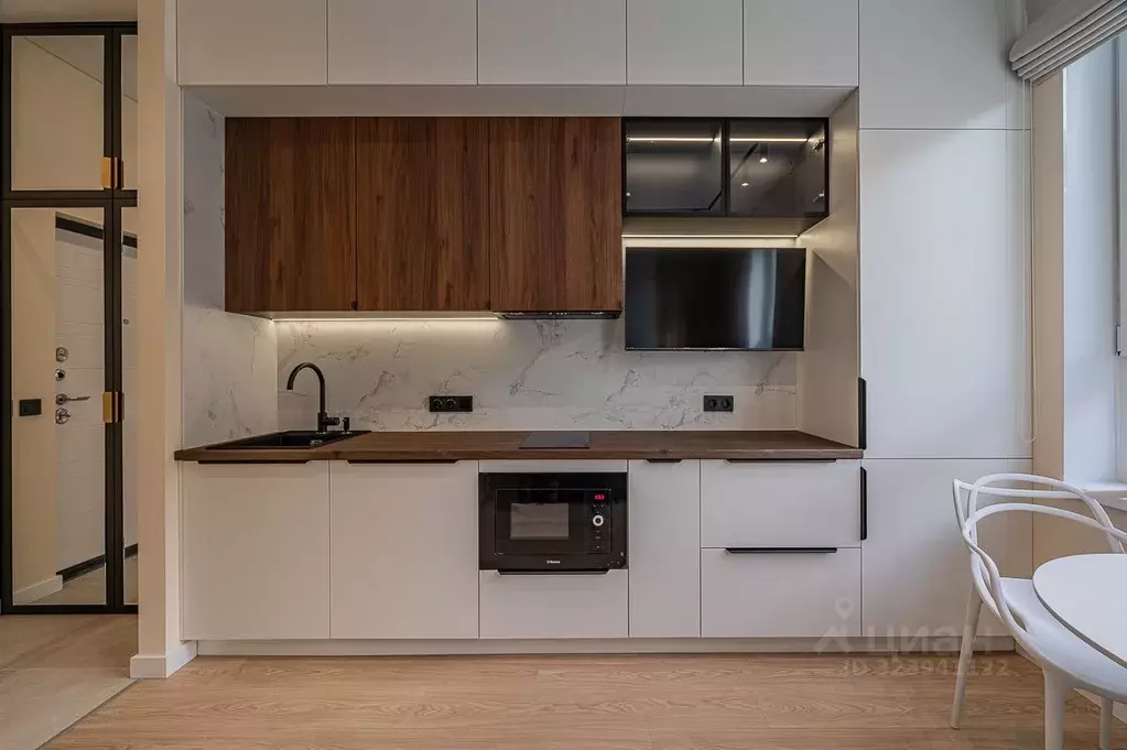 Студия Свердловская область, Екатеринбург ул. Попова, 18 (21.0 м) - Фото 1