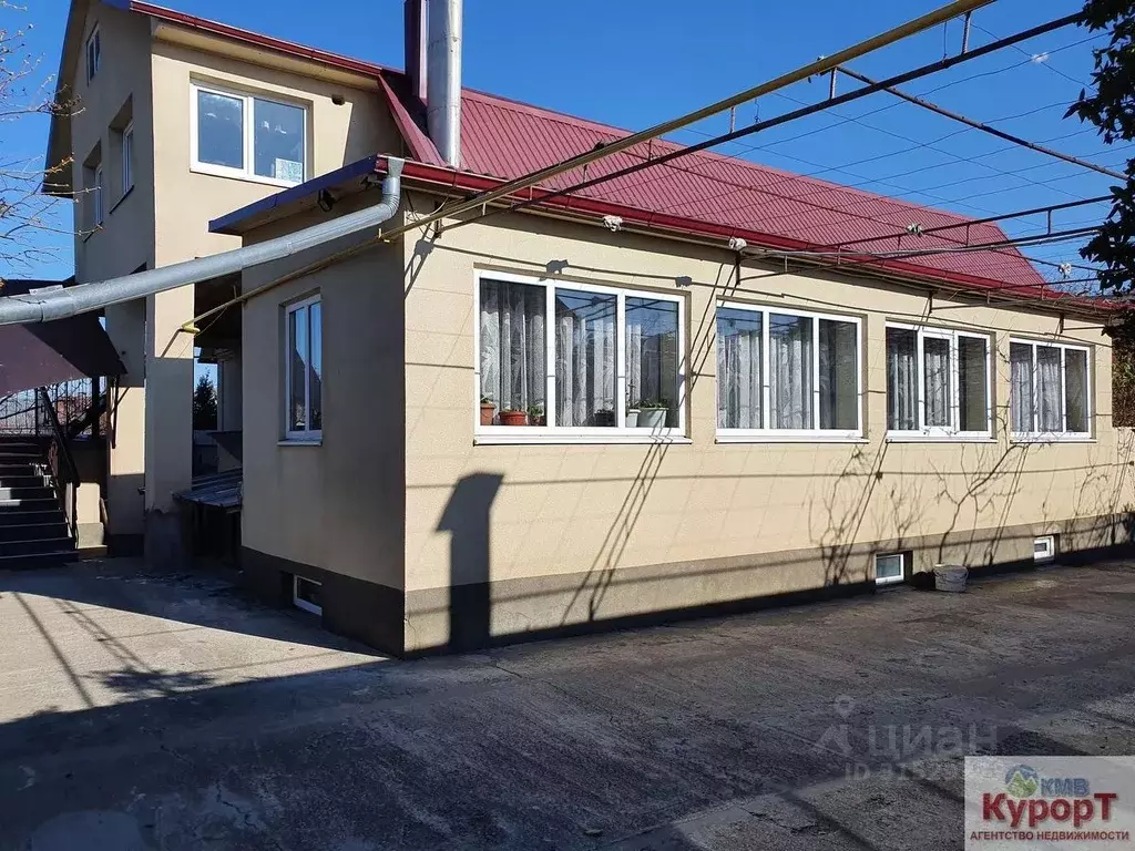 Дом в Ставропольский край, Предгорный муниципальный округ, пос. ... - Фото 1