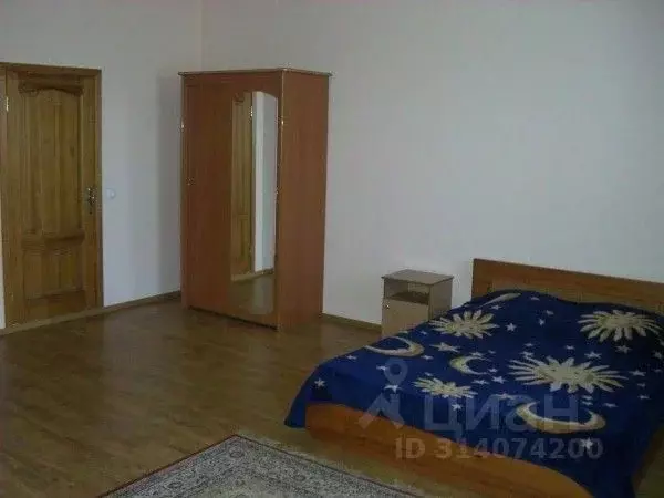 Комната Тюменская область, Тюмень ул. Гилевская роща, 14 (10.0 м) - Фото 0