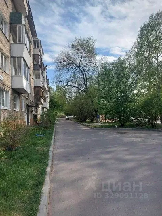 2-к кв. Иркутская область, Иркутск Юбилейный мкр, 103 (42.9 м) - Фото 2