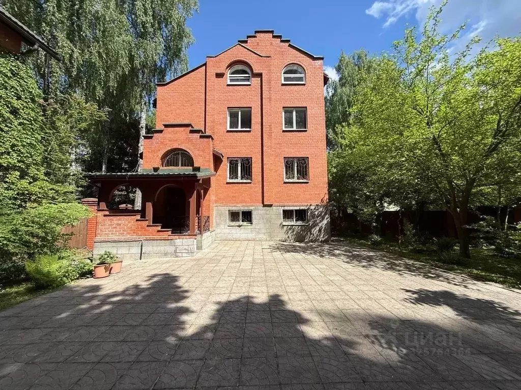 Коттедж в Москва Ватутинки ТИЗ,  (326 м) - Фото 1